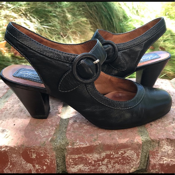 clarks slingback pumps